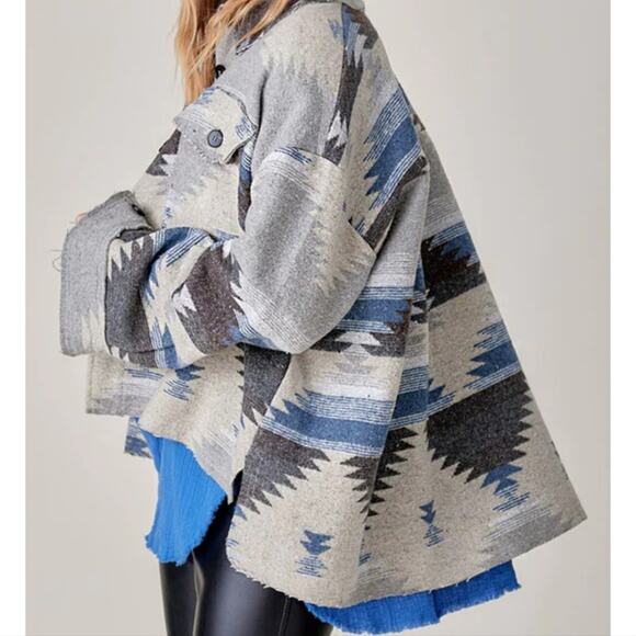 NWT La Miel Aztec Grey Blue Frayed Distressed Oversized Shacket Jacket L - Picture 12 of 12